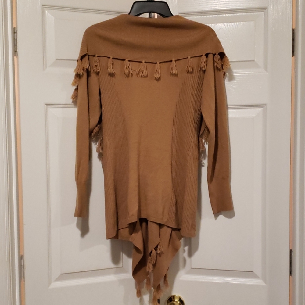 New york and co tan fringe sweater - Picture 3 of 4